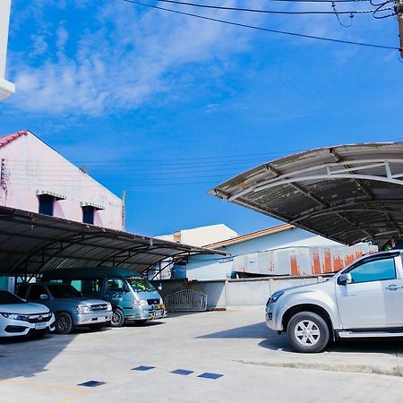 Hotel Calivefornia 2016 Chiang Rai Zewnętrze zdjęcie