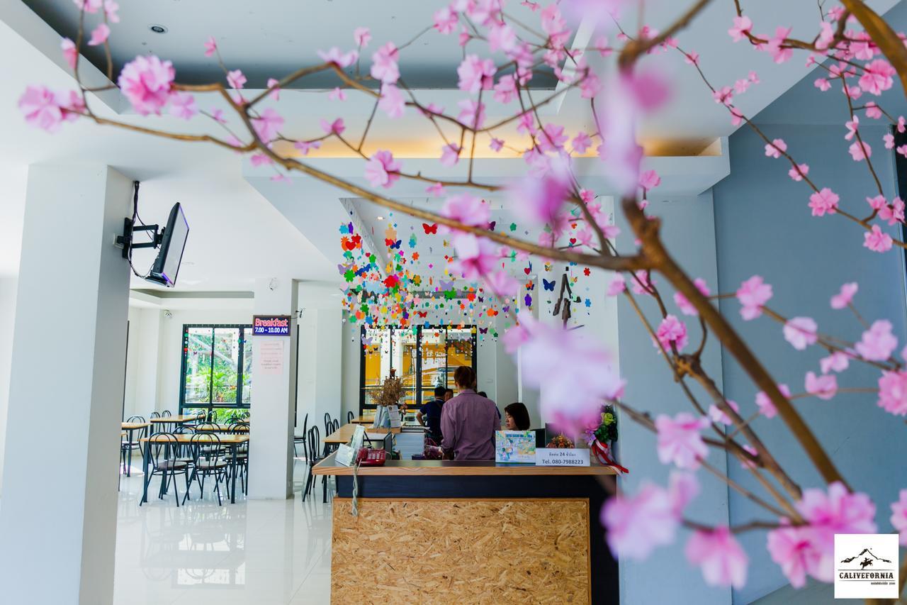 Hotel Calivefornia 2016 Chiang Rai Zewnętrze zdjęcie