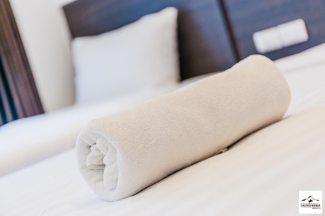 Hotel Calivefornia 2016 Chiang Rai Zewnętrze zdjęcie