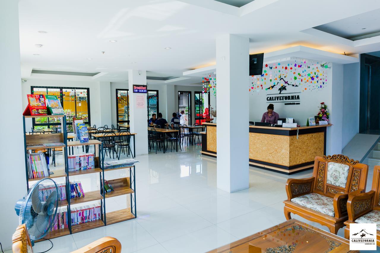 Hotel Calivefornia 2016 Chiang Rai Zewnętrze zdjęcie